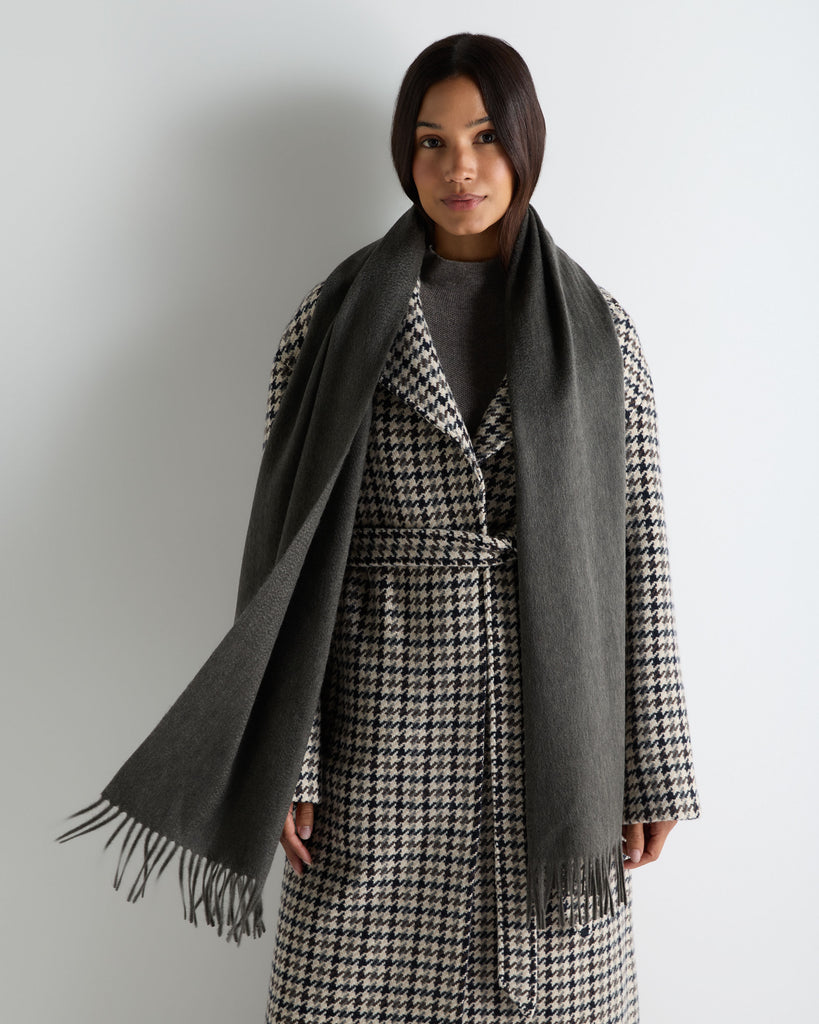 Unisex Large Woven Cashmere Scarf Grey Moss | N.Peal