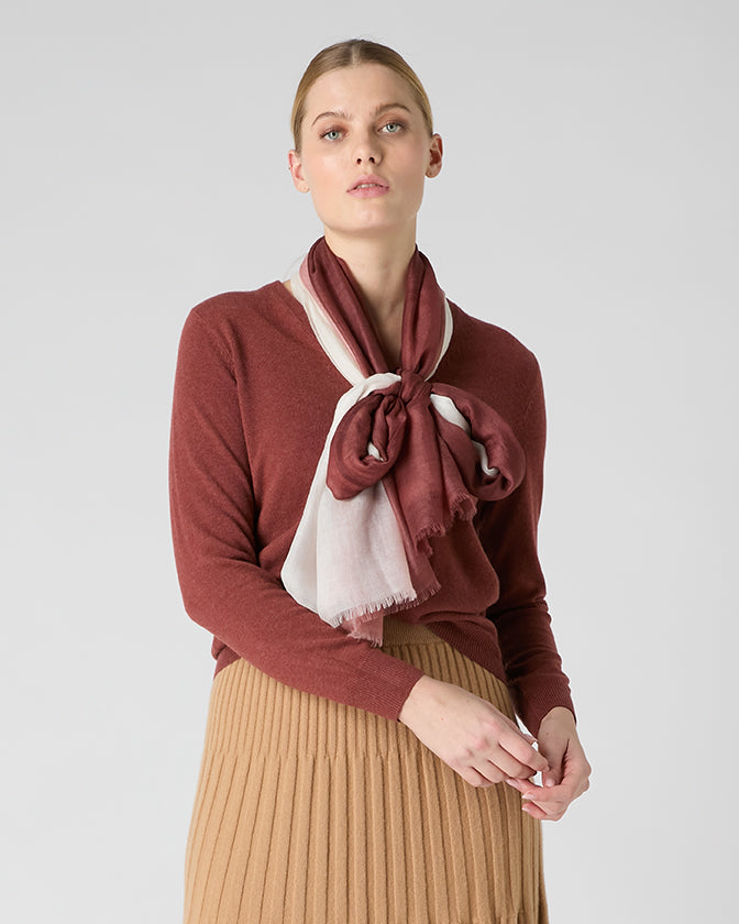 A Guide to Wearing a Shawl: 5 Ways to Wear Them