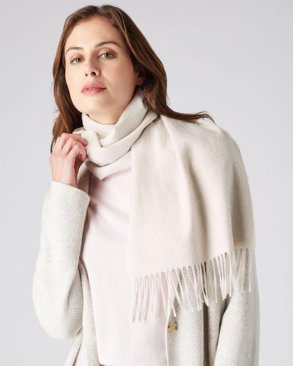 N.Peal Unisex Woven Cashmere Scarf Ecru White