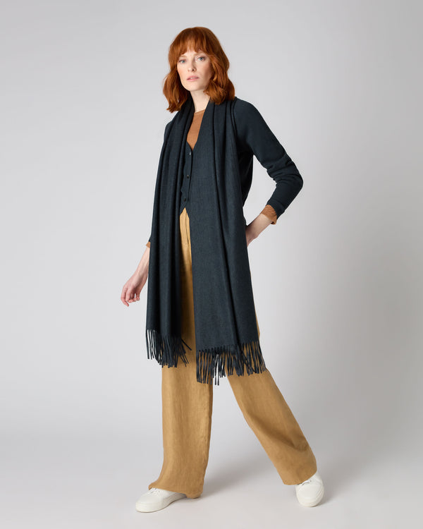 N.Peal Women's Woven Cashmere Shawl Grigio Blue