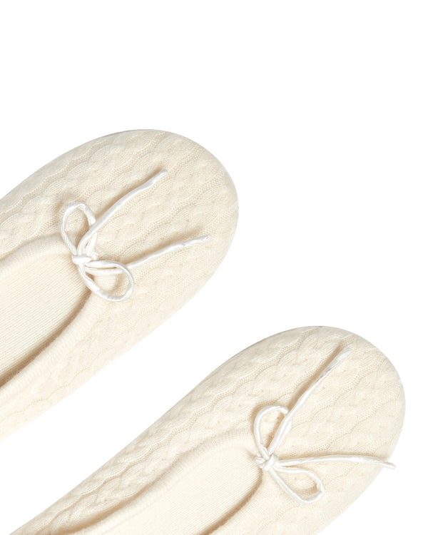 N.Peal Women's Cable Cashmere Slippers New Ivory White
