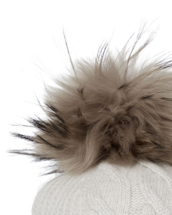 N.Peal Women's Cable Cashmere Hat With Fur Pom Pebble Grey