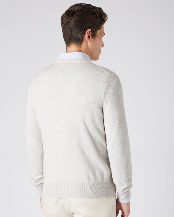 N.Peal The Oxford Round Neck Cashmere Jumper Pebble Grey