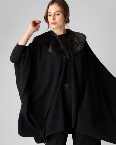 N.Peal Women's Fur Collar Cashmere Cape Black