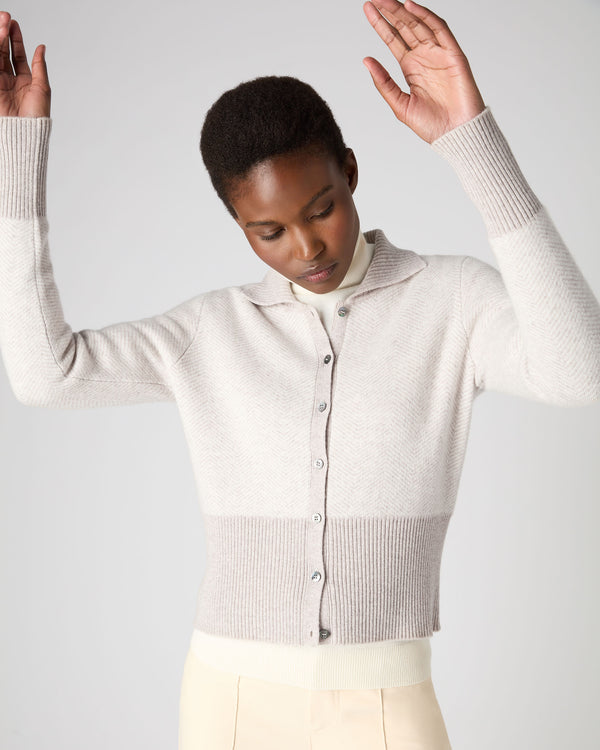 N.Peal Women's Herringbone Cashmere Cardigan Sand Brown