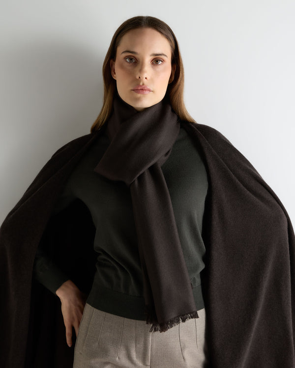 N.Peal Women's Pashmina Cashmere Shawl Chocolate Brown