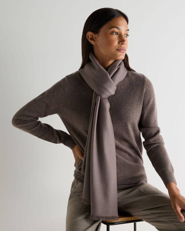 N.Peal Women's Pashmina Cashmere Shawl Otter Brown