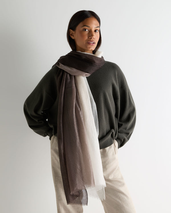 N.Peal Women's Dip Dye Cashmere Scarf Chocolate Brown
