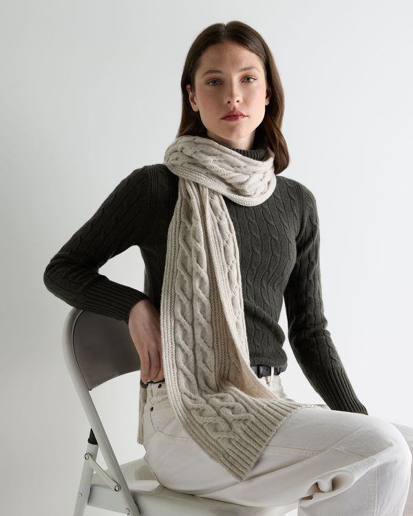 N.Peal Women's Cable Rib Cashmere Scarf Ash Grey Marl