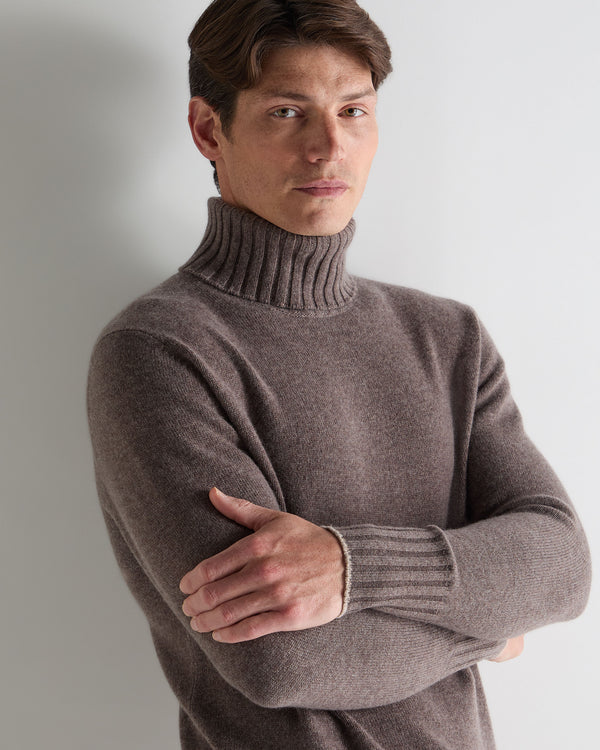 N.Peal Men's Brompton Roll Neck Cashmere Jumper Otter Brown