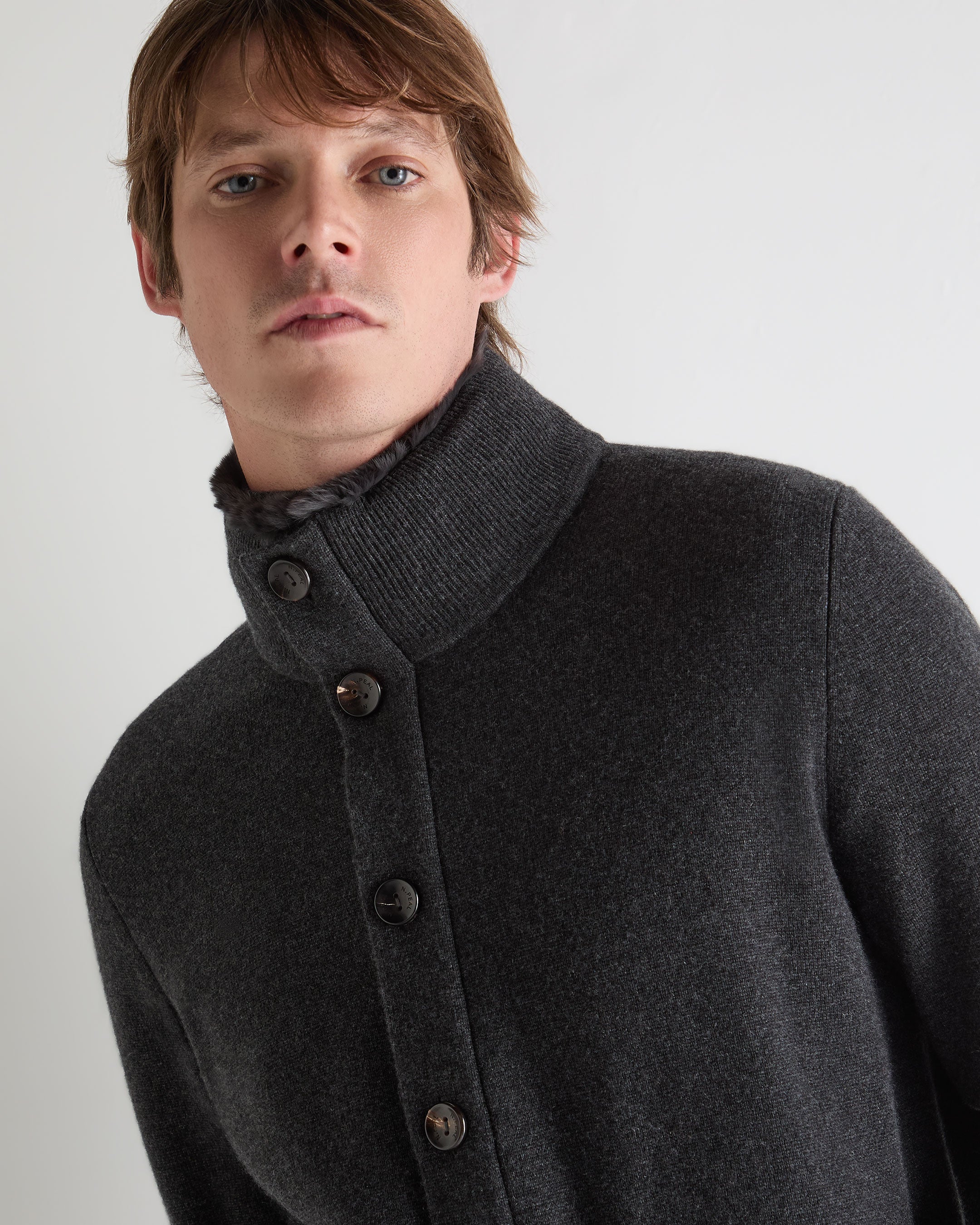 Men's Knitted Cashmere Jacket Deep Charcoal Grey | N.Peal
