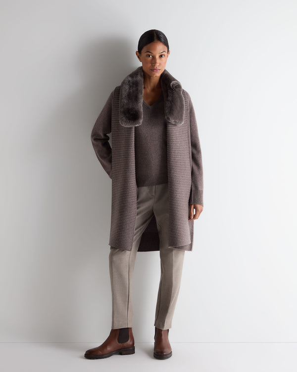 N.Peal Women's Phoebe V Neck Cashmere Jumper Otter Brown