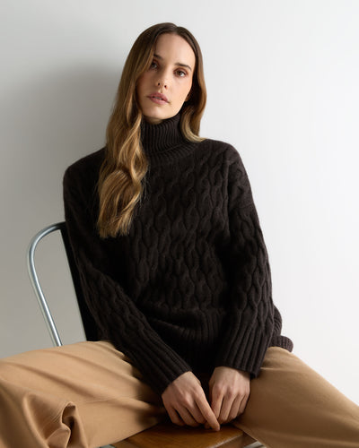 N.Peal Women's Emmie Relaxed Cable Roll Neck Cashmere Jumper Chocolate Brown