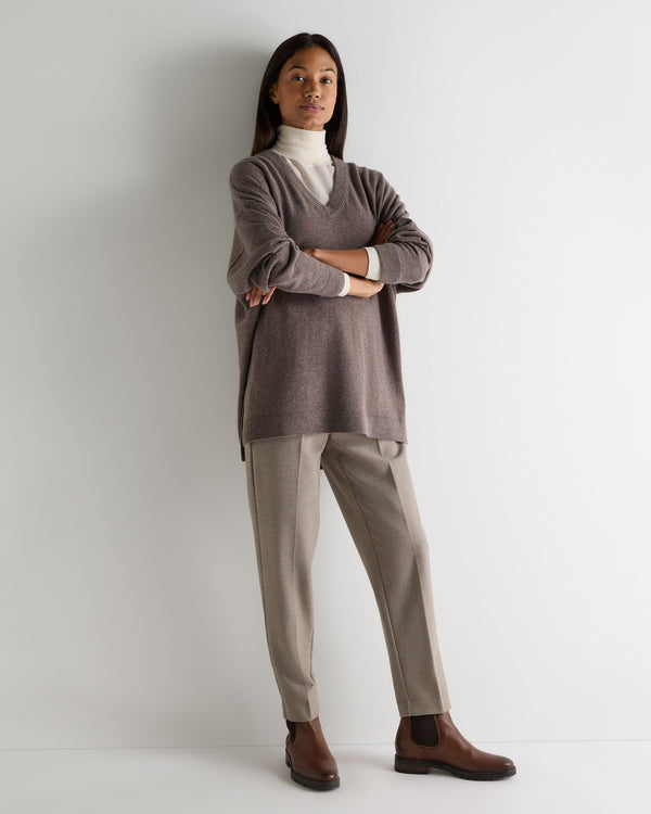 N.Peal Women's Longline V Neck Cashmere Jumper Otter Brown