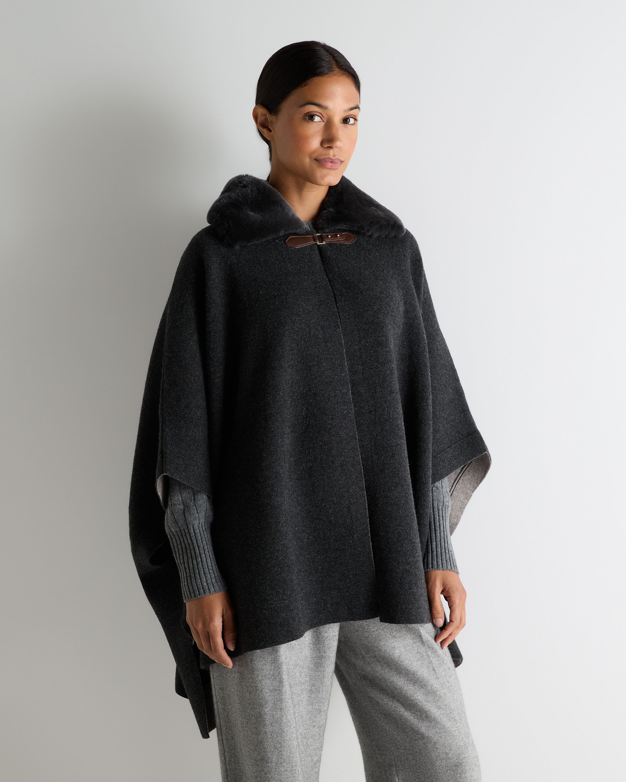 Women's Rex Collar Cape Dark Graphite Grey | N.Peal