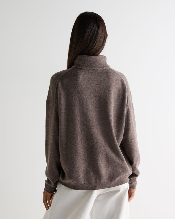 N.Peal Women's Victoria Turtle Neck Cashmere Jumper Otter Brown