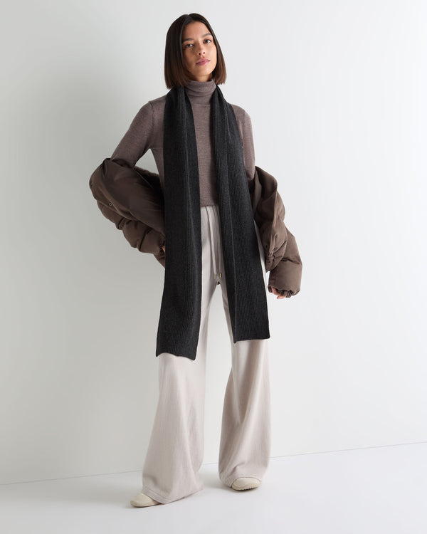 Unisex Ribbed Cashmere Scarf 2
