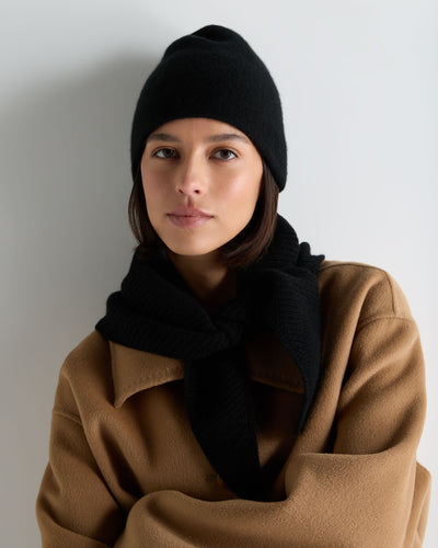 N.Peal Unisex Ribbed Triangle Cashmere Scarf Black