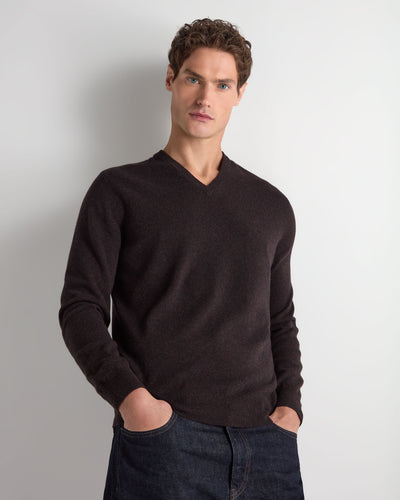 N.Peal Men's Burlington V Neck Cashmere Jumper Cocoa Brown
