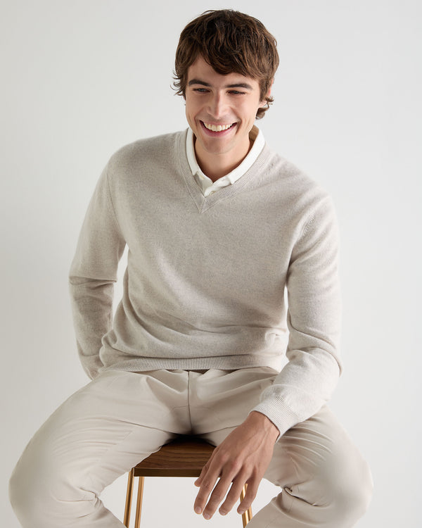 Men's The Burlington V Neck Cashmere Jumper 4