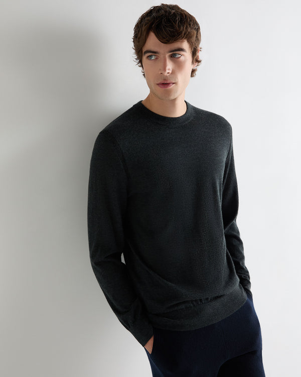 Men's Covent Fine Gauge Cashmere Round Neck Jumper  1
