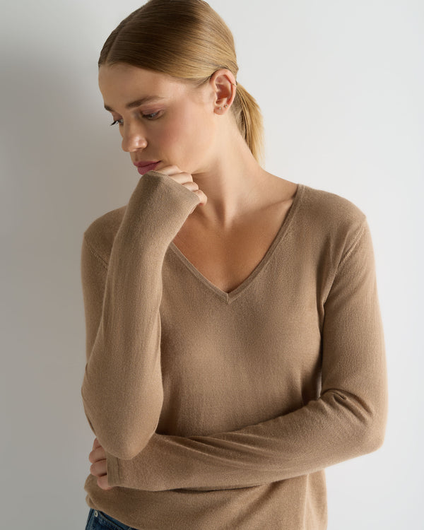 N.Peal Women's Imogen Superfine Cashmere V Neck Jumper Caramel Brown