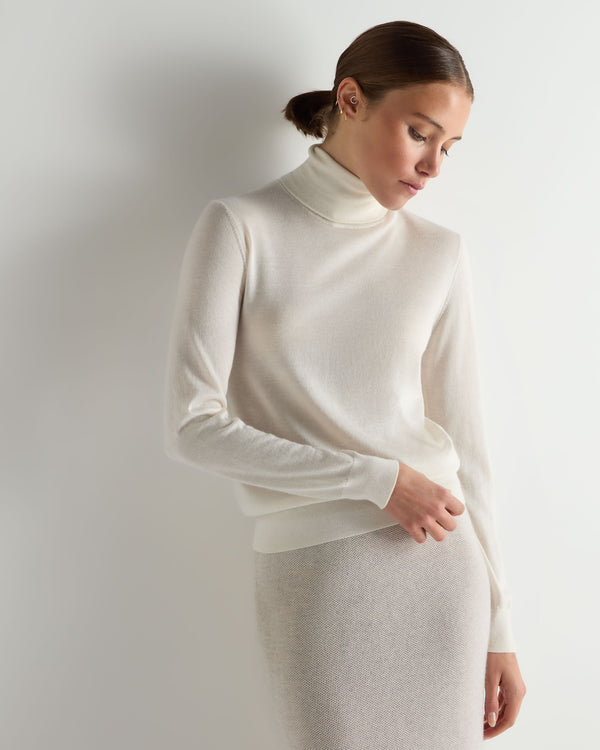 Women's Margot Superfine Cashmere Roll Neck Jumper 1