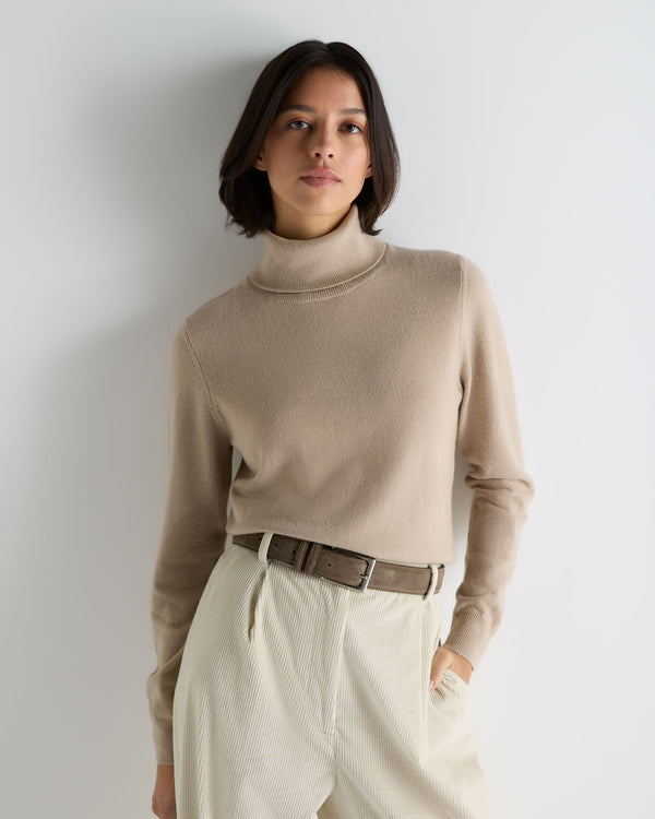 Women's Luna Roll Neck Cashmere Jumper 1