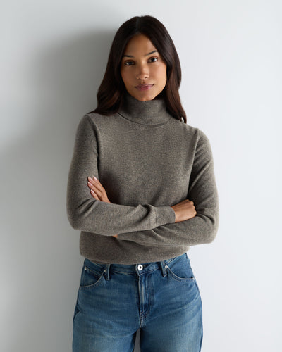 N.Peal Women's Luna Roll Neck Cashmere Jumper Wood Smoke Brown