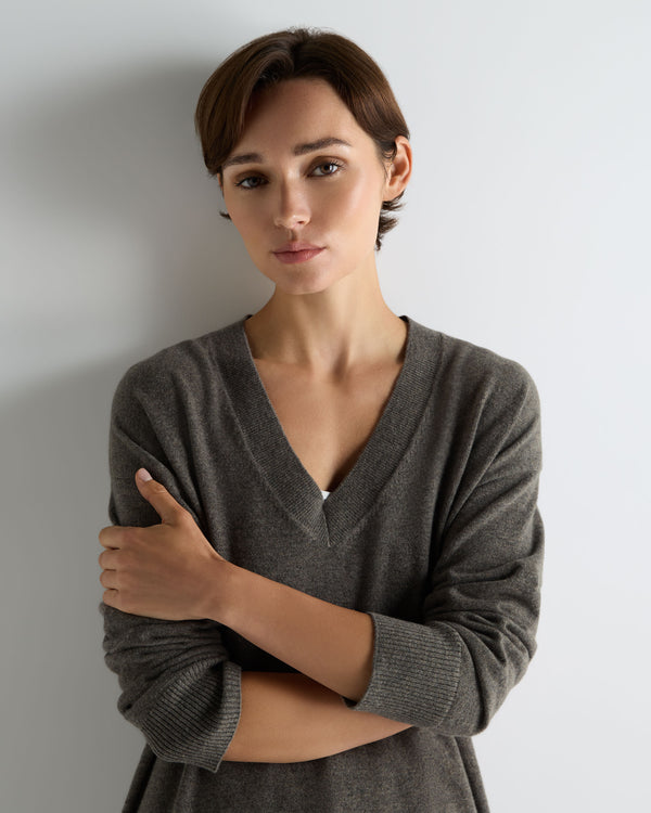 Women's Elise Long V Neck Cashmere Tunic 5