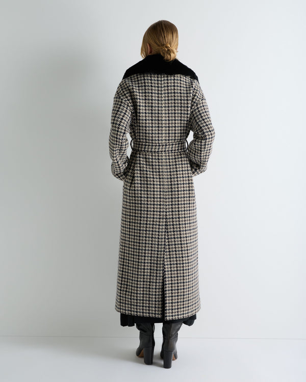 Women's Icon Dogtooth City Coat With Fur Collar 4