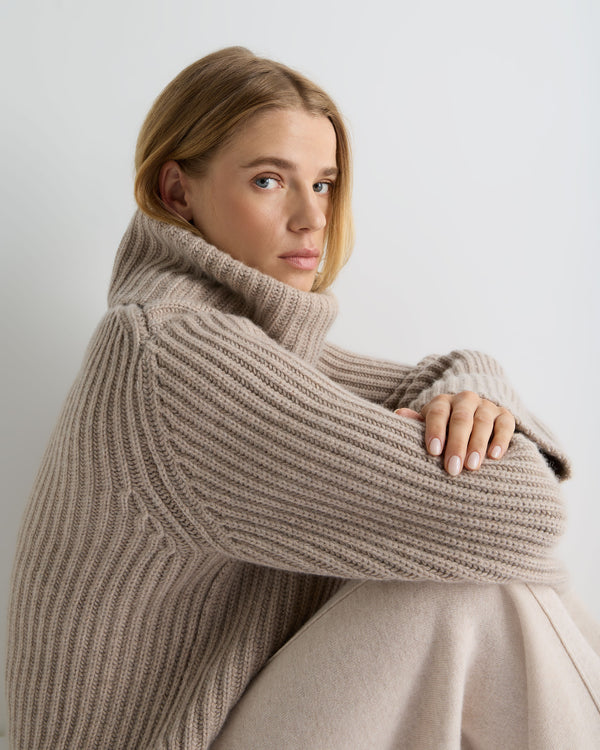 Women's Ribbed Bell Sleeve Cashmere Jumper 6