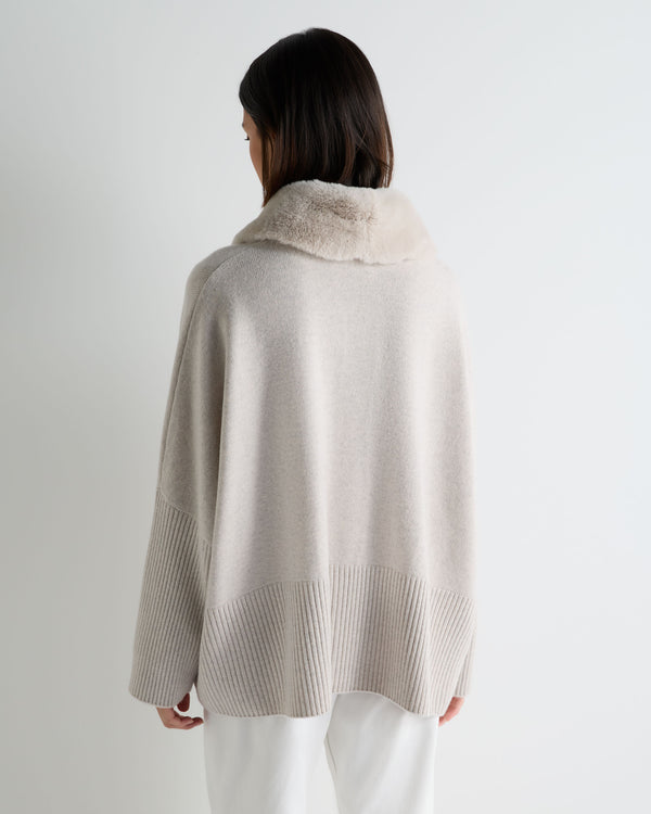 Women's Fur Collar Buttoned Cashmere Cape 4