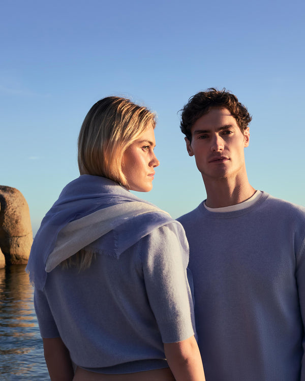 N.Peal Women's Clara V Neck Cashmere Cardigan Sea Mist Blue