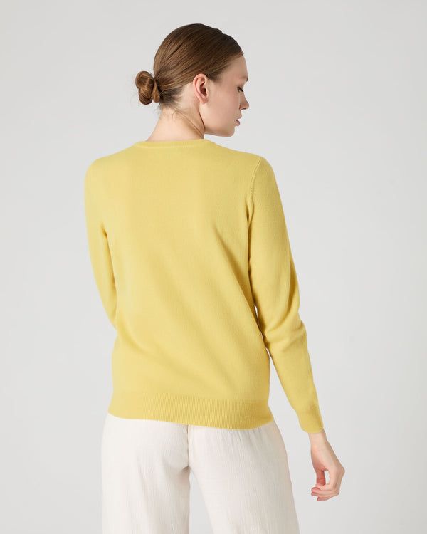 N.Peal Women's Evie Classic Round Neck Cashmere Jumper Citrine Yellow
