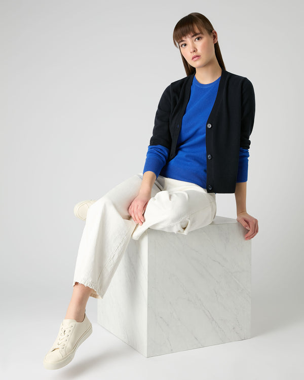 N.Peal Women's Evie Classic Round Neck Cashmere Jumper Sonic Blue