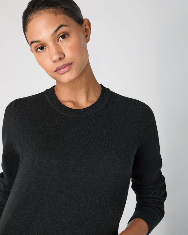 N.Peal Women's Hallie Round Neck Cashmere Jumper Black