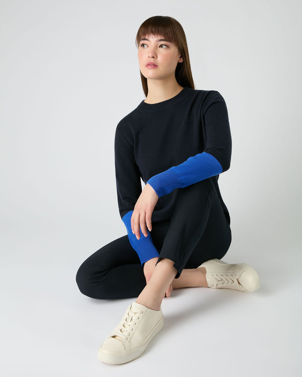 N.Peal Women's Relaxed Round Neck Cashmere Jumper Navy Blue