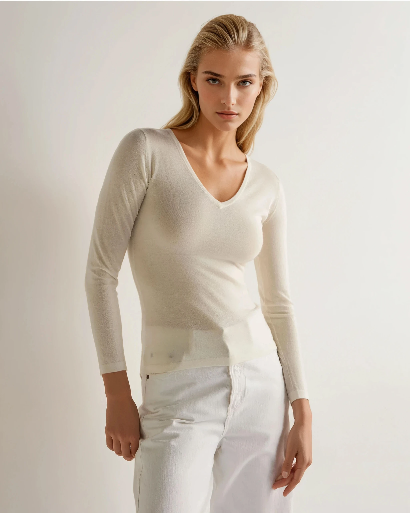 Women's Imogen Superfine Cashmere V Neck Jumper New Ivory White