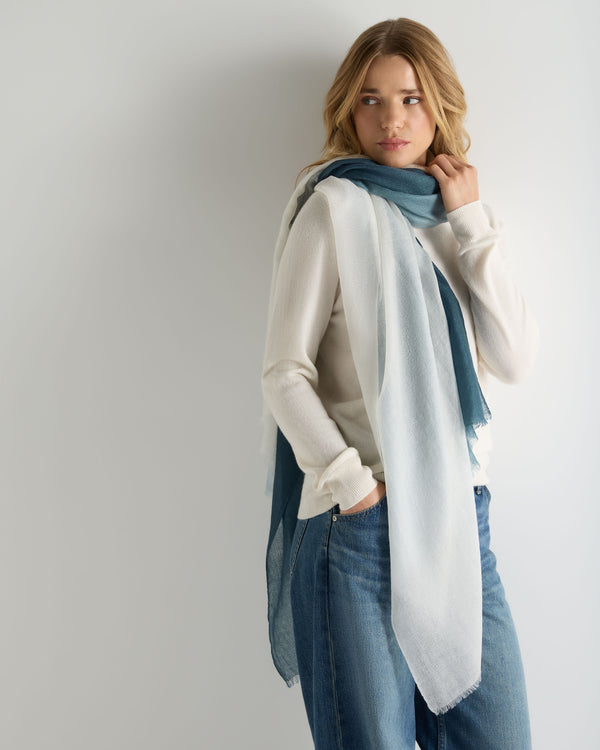 N.Peal Women's Dip Dye Cashmere Scarf Dark Blue
