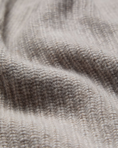 N.Peal Unisex Ribbed Triangle Cashmere Scarf Oat Grey