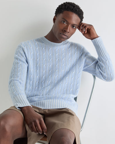 N.Peal Men's Thames Cable Round Neck Cashmere Jumper Sea Mist Blue