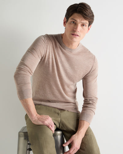 N.Peal Men's Covent Fine Gauge Cashmere Round Neck Jumper Soft Taupe Brown