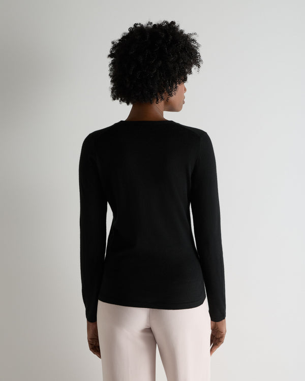 N.Peal Women's Mia Superfine Cashmere V Neck Cardigan Black