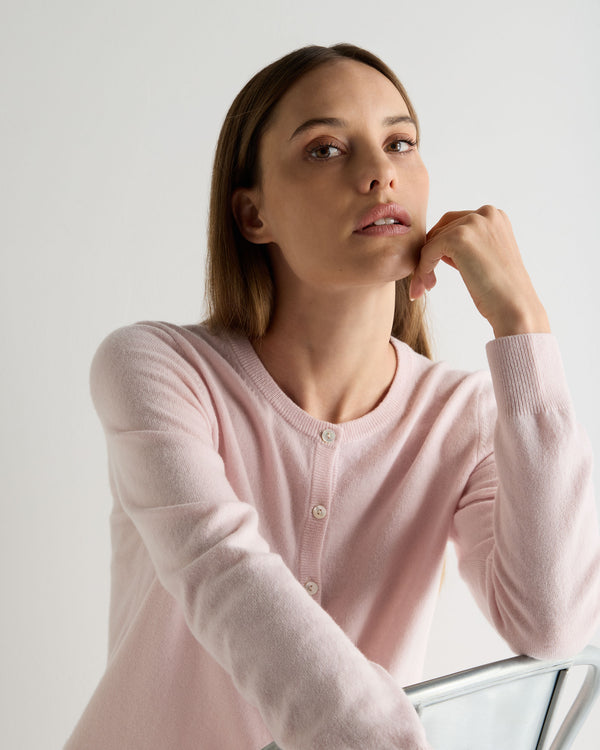 N.Peal Women's Olivia Round Neck Cashmere Cardigan Powder Pink