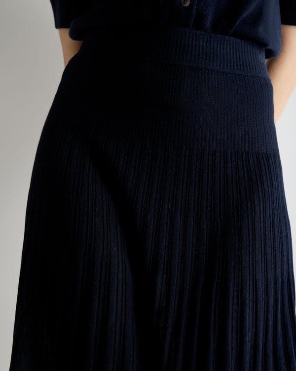 N.Peal Women's Superfine Pleated Cashmere Silk Skirt Navy Blue