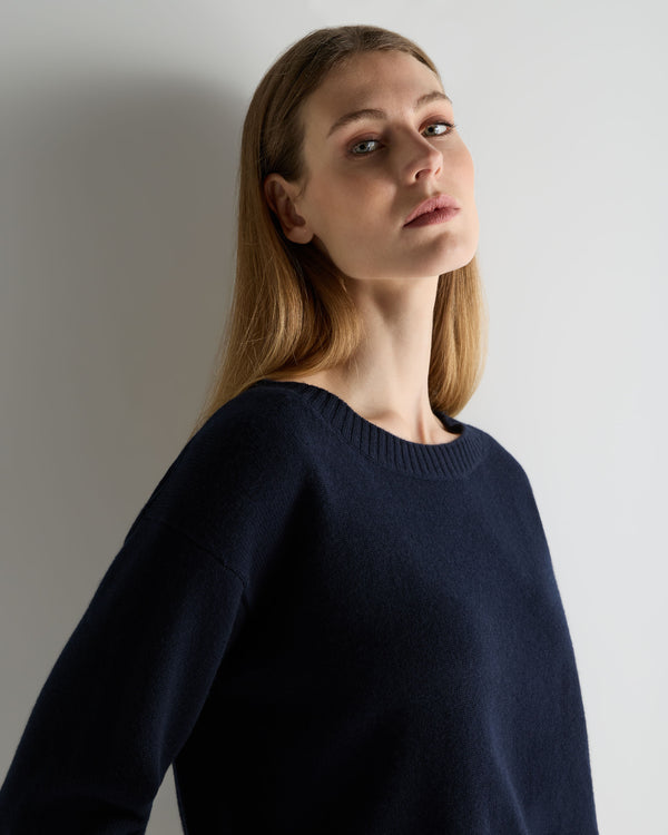 N.Peal Women's Crop Boat Neck Cashmere Jumper Navy Blue