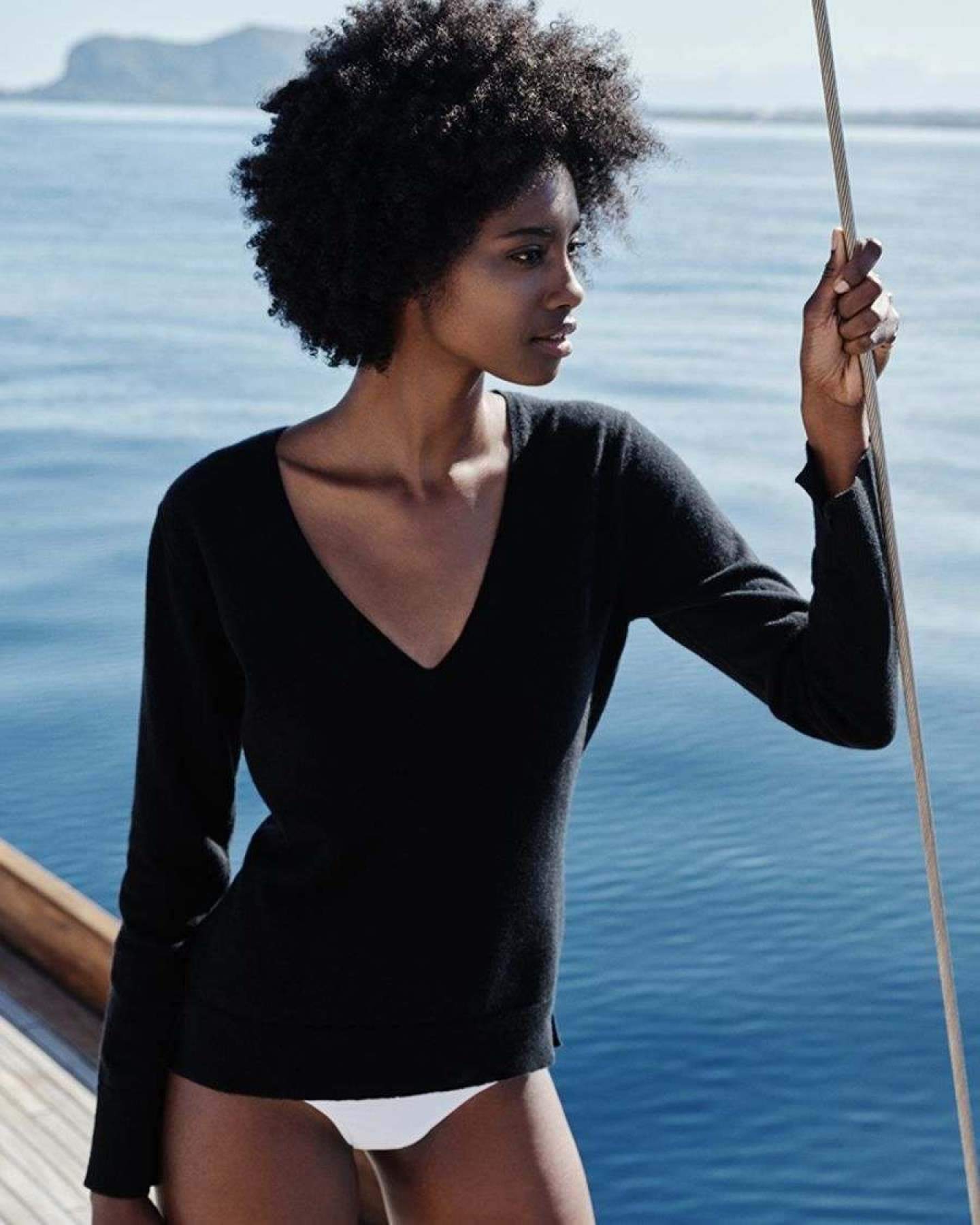 Deep v neck cheap cashmere sweater