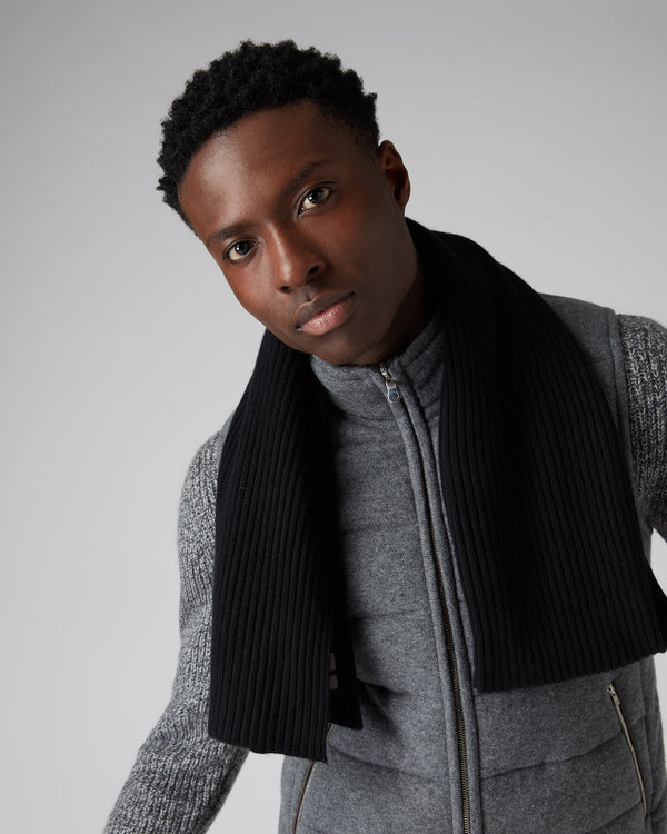 N.Peal Unisex Short Ribbed Cashmere Scarf Black