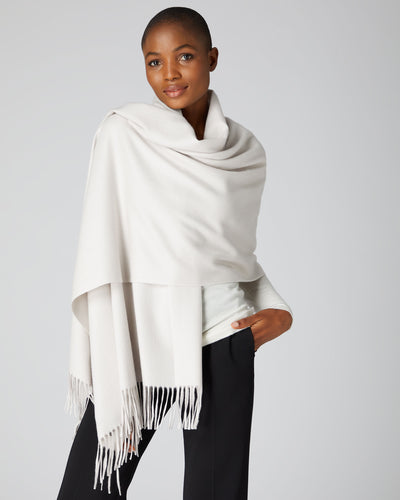 N.Peal Women's Woven Cashmere Shawl Snow Grey